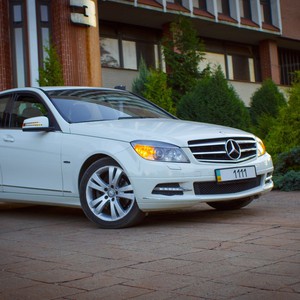 Білий Mercedes-Benz, фото 12